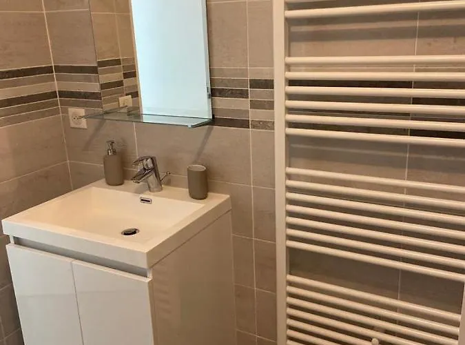 Grand Neuf Apartment
